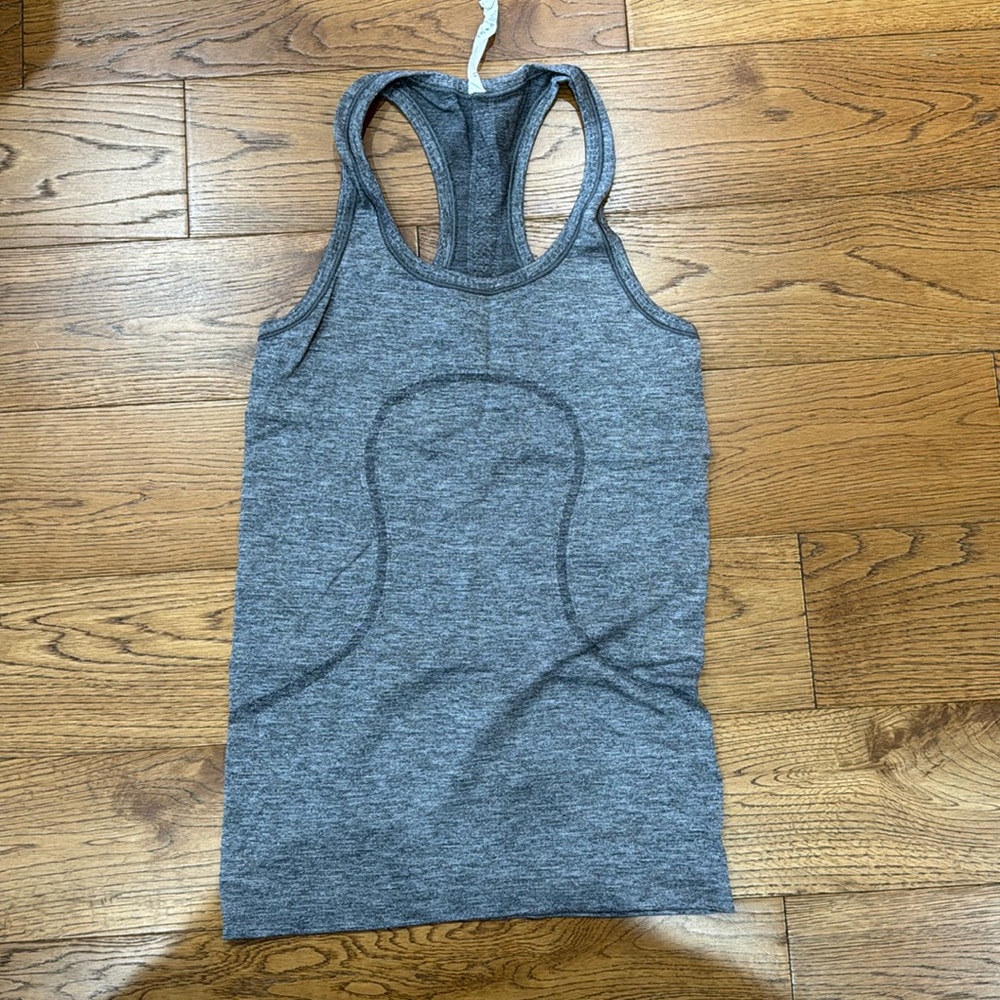 Lululemon Swiftly Tank Special Edition Silver Sparkle 4
